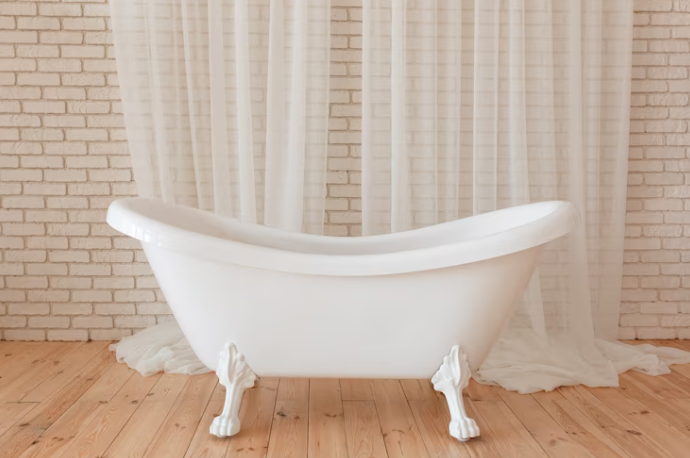 Existem diversos pontos que devem ser considerados ao colocar uma banheira em casa; saiba quais são eles no texto!